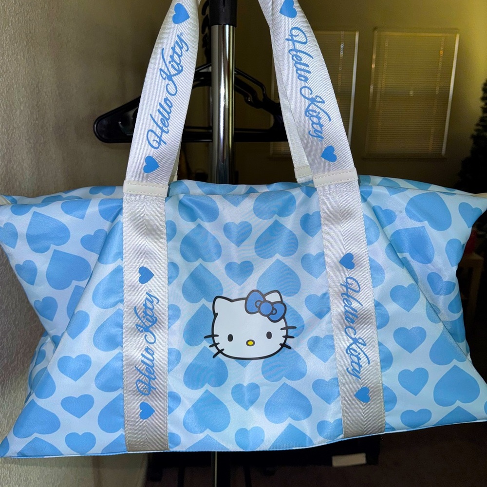 Forever 21 x Hello Kitty & Friends (Angel Collection) Duffle